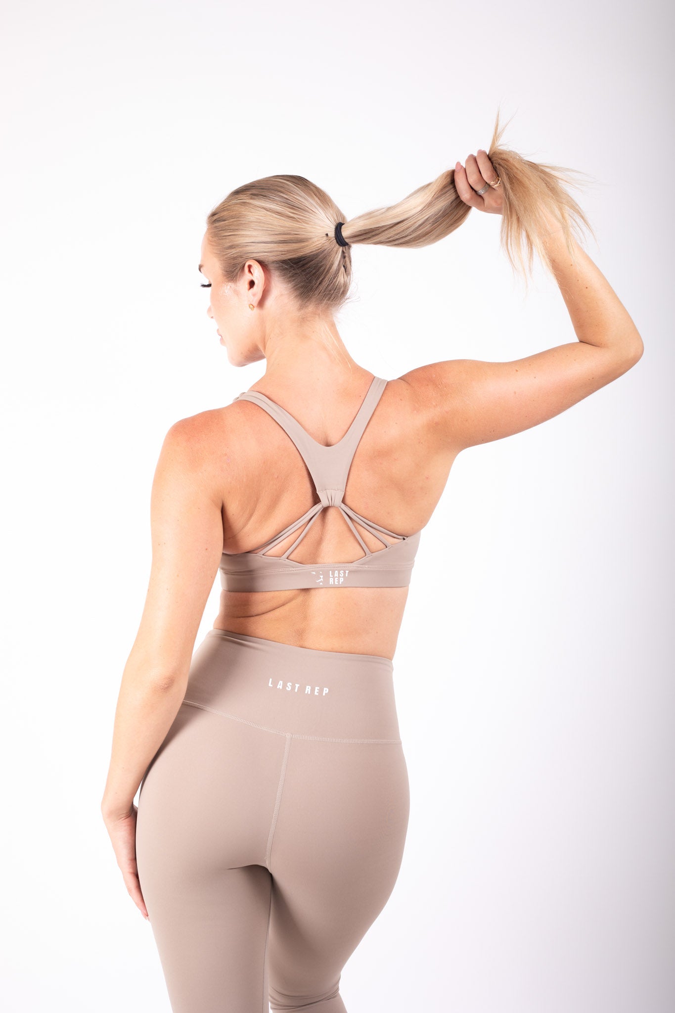 Zelus Livable Yoga Set Clay
