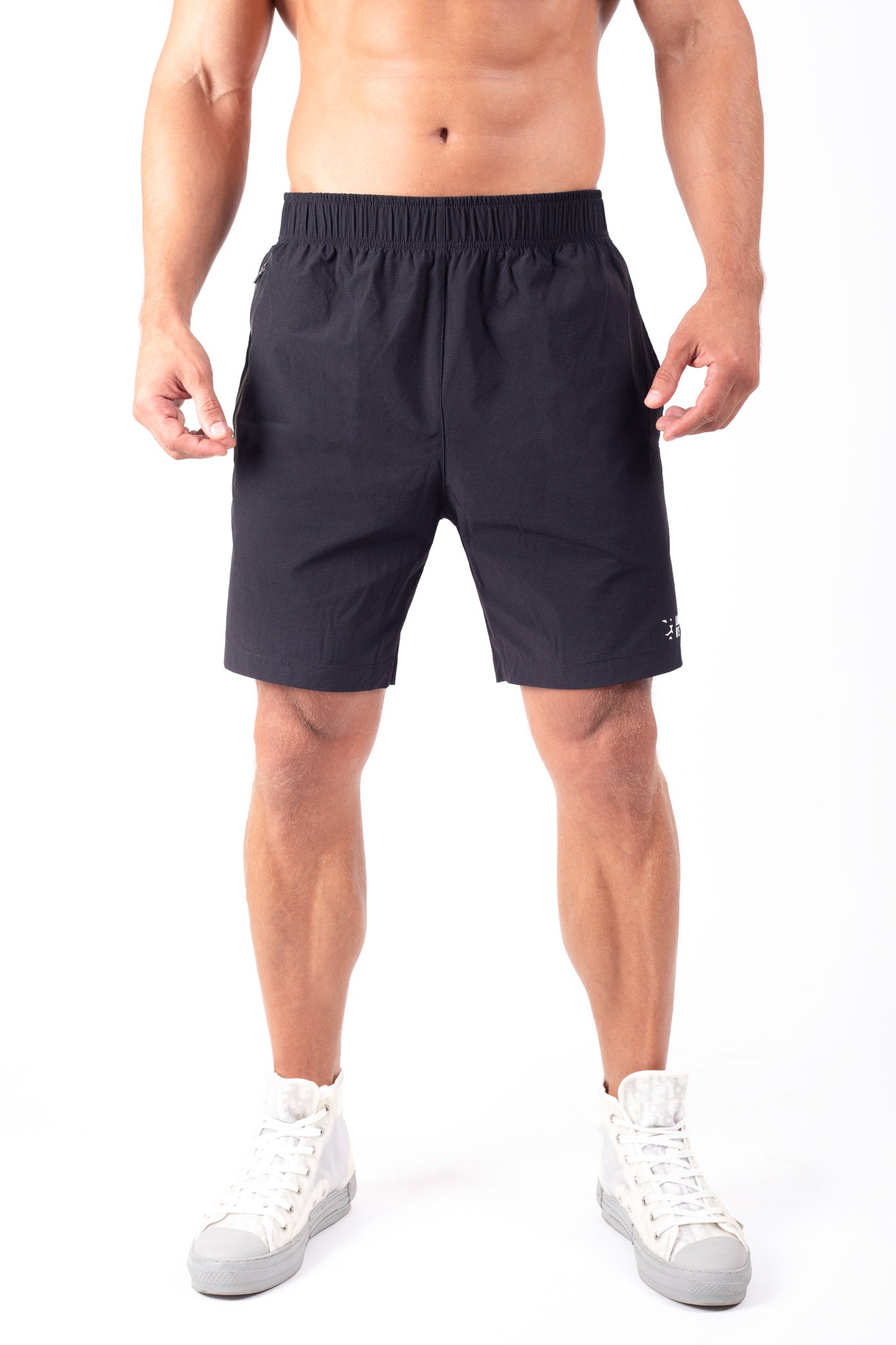 Essential Shorts Black