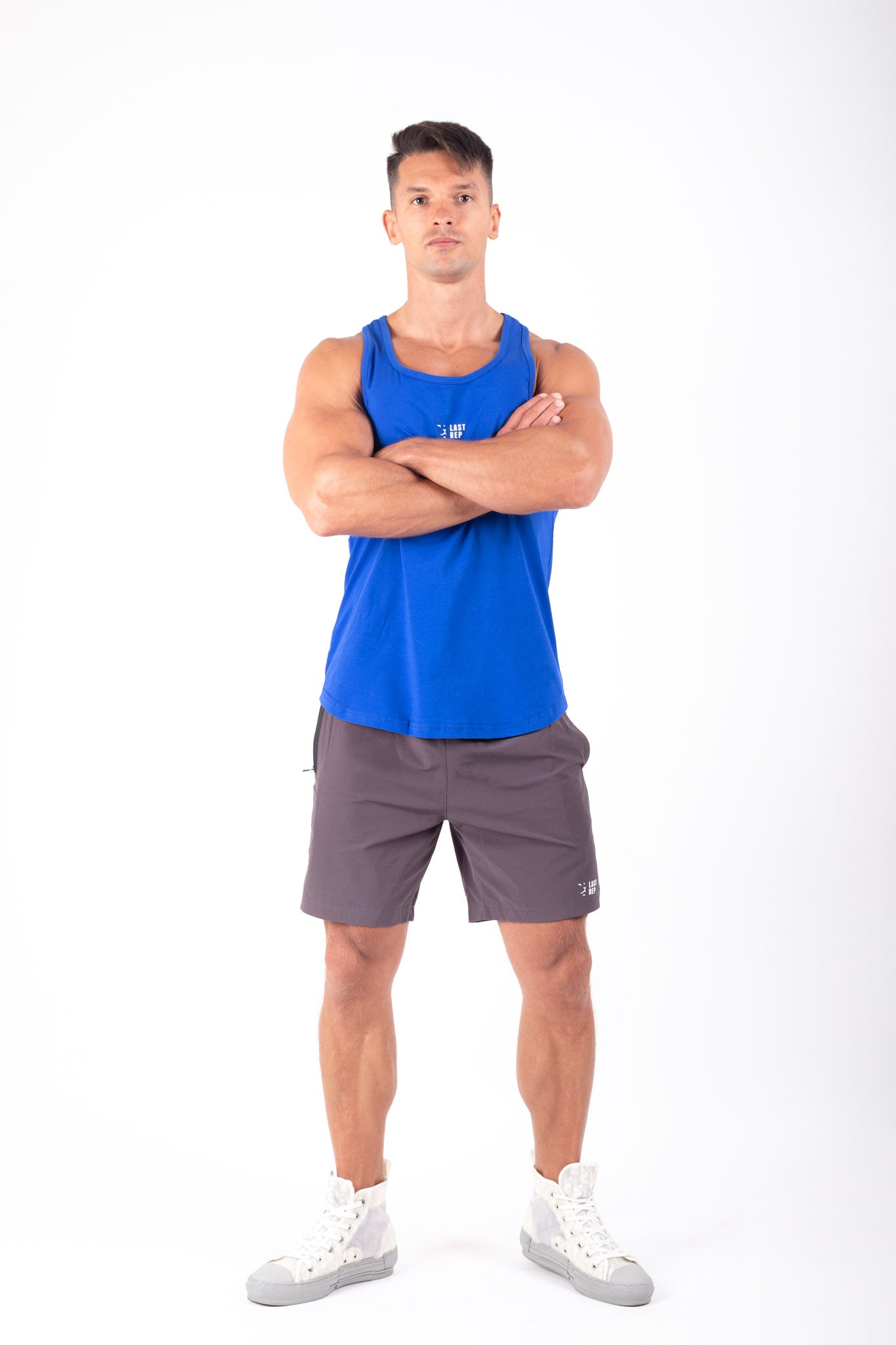Essential Shorts Dark Grey