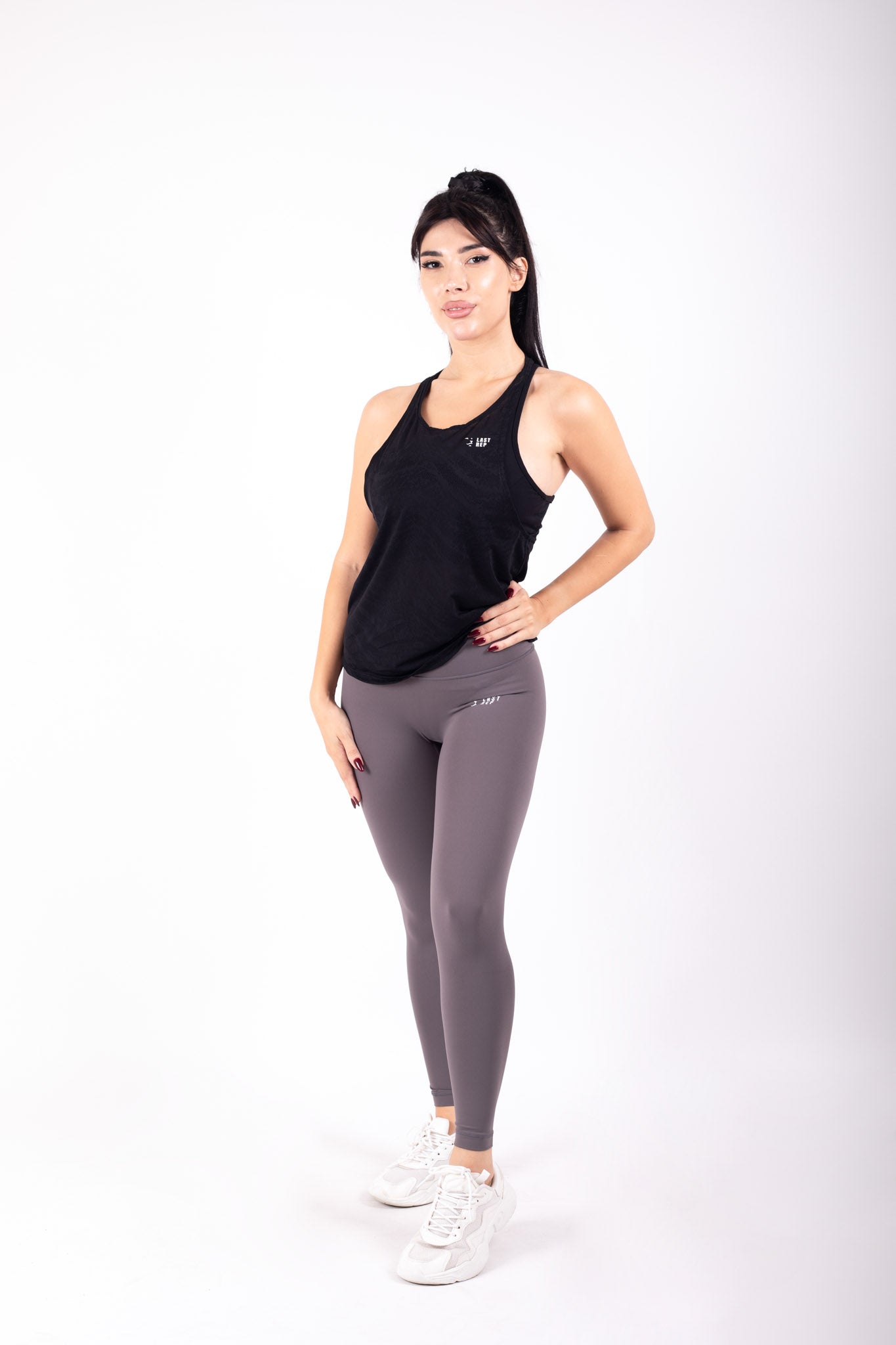 Momentum Women Stringer Black