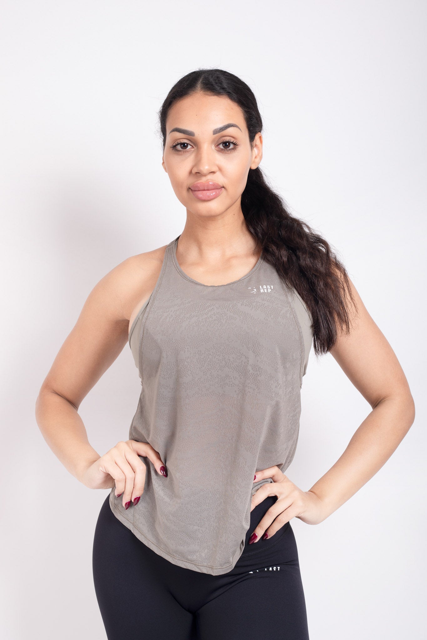 Momentum Women Stringer Olive Green