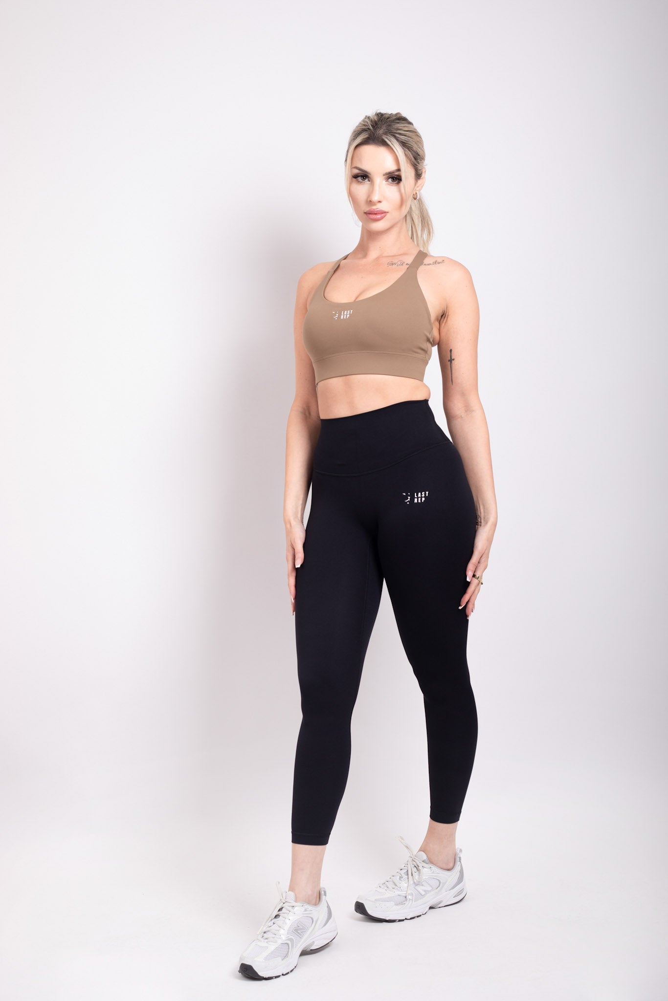 Core Performance Sports Bra Mocha