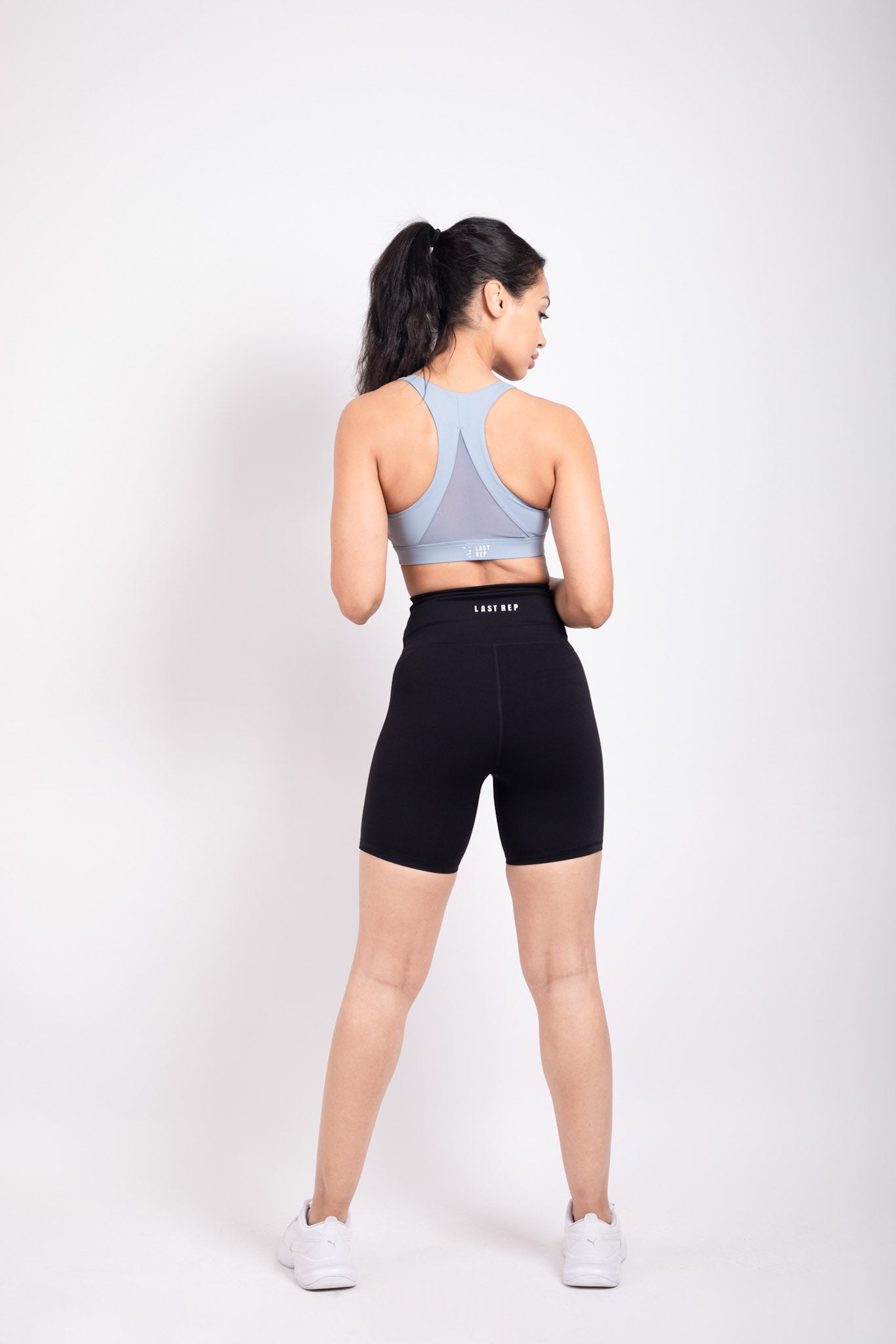 Essential Women Shorts Black