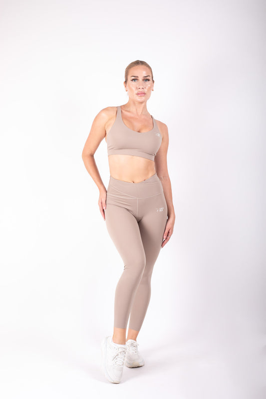 Zelus Livable Yoga Set Clay