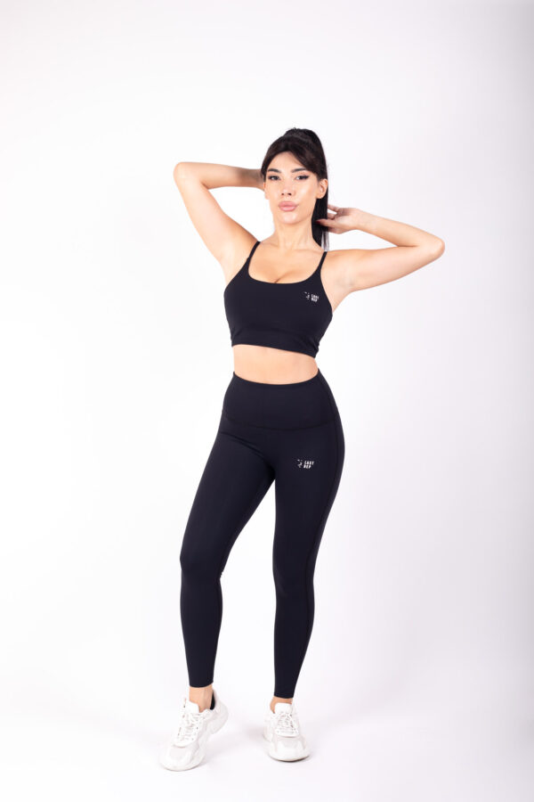 Women's black yoga set for fitness and workout