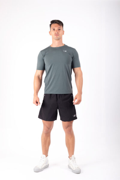 Men's green wrinkle-free performance T-shirt